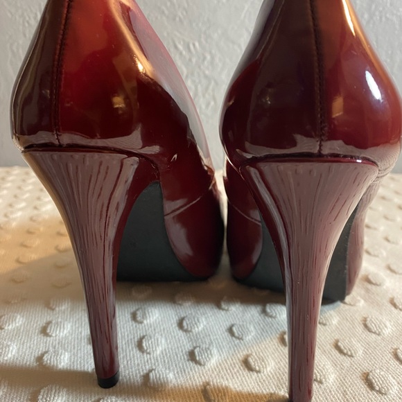GUESS Burgundy Cacei Patent Leather Peep Toe Pump - Picture 3 of 16
